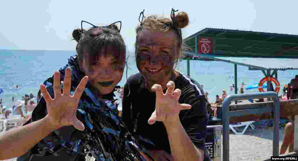 Коктебельские пляжные «черти»