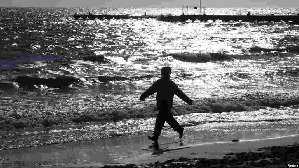 А некоторые – в одиночестве