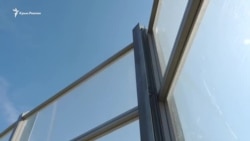 Керчь: на трассе «Таврида» панели от шума вибрируют из-за слабых креплений (видео) Керчь: на трассе «Таврида» панели от шума вибрируют из-за слабых креплений (видео)