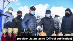 Выставки достижений народного хозяйства: и пусть коронавирус подождёт...