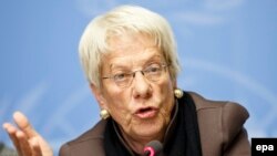 Prihvatila dogovor sa zvaničnim Beogradom da joj pošalje samo „zatamnjene“ izveštaje sa sednica Vrhovnog saveta odbrane SRJ: Karla Del Ponte