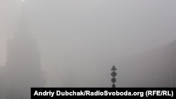 У мерії кажуть: причина – горять торфовища біля столиці