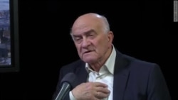 Евгений Ясин: идет борьба двух курсов Евгений Ясин: идет борьба двух курсов