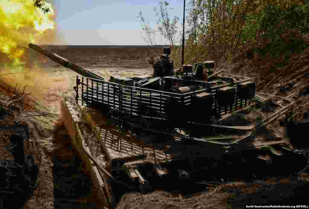 «Постріл!»  голосно кричить Антон