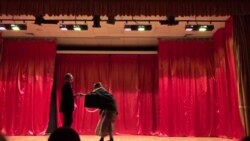 Отрывок из спектакля "Мёртвые души". Плюшкин Отрывок из спектакля "Мёртвые души". Плюшкин