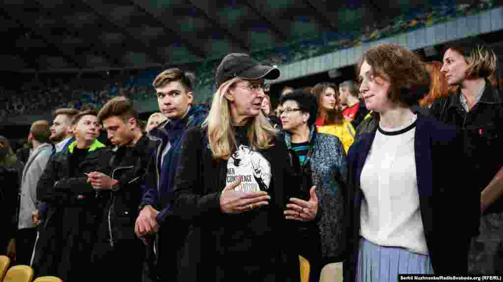 Поддержать Олега Сенцова пришла и.о. министра здравоохранения Украины Ульяна Супрун 