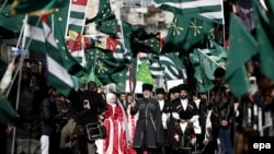 "Самые ярые националисты почти всегда являются носителями гена, не характерного для их любимой этнической группы", - отмечает Мурат (имя изменено по просьбе собеседника)