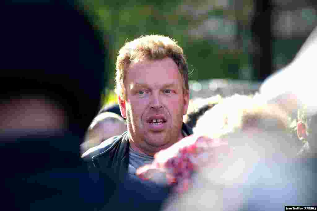 Один из наиболее ярких представителей сторонников российской политики в кризисе на востоке Украины