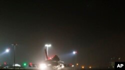 Збройні сили США та Великобританії розбомбили вісім місць, які використовували підтримувані Іраном хусити в Ємені, 22 січня 2024 року