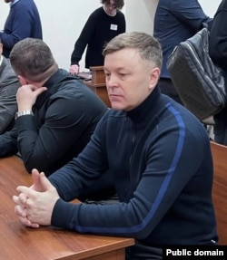 Экс-министр транспорта Свердловской области Василий Старков в феврале 2025 года был осужден за взятку