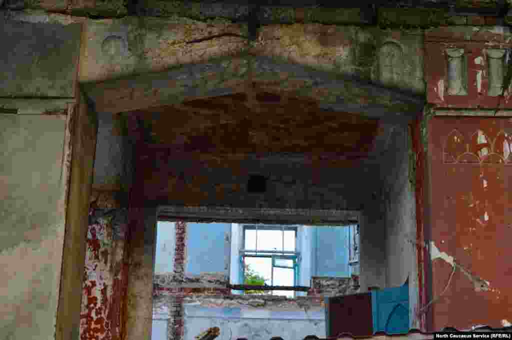 По договору, отреставрированное здание не сможет стать жилым – предположительно, в нем будет располагаться гостиница