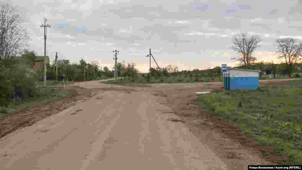 «В основном, там выращивают пшеницу. Есть сады, виноградники. Село богатое, люди трудолюбивые», – рассказывает Эльвина