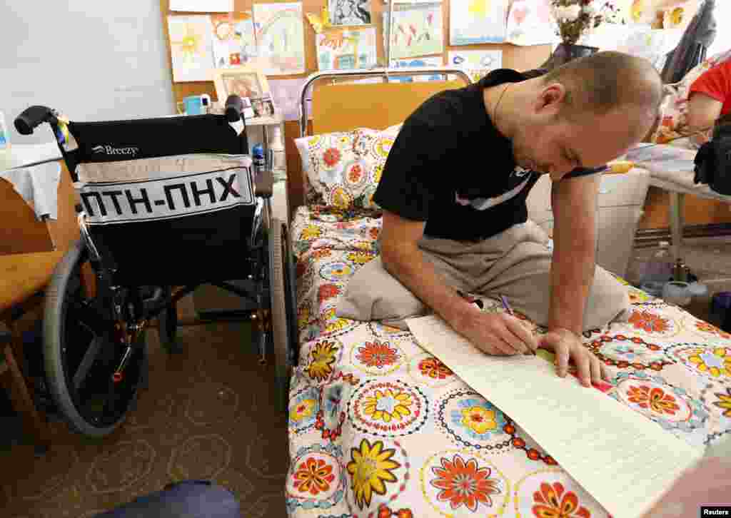 Голосование в одном из киевских военных госпиталей