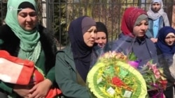 Новорожденная Сафие ждет отца из СИЗО: у арестованного Иззета Абдуллаева родилась дочь (видео) Новорожденная Сафие ждет отца из СИЗО: у арестованного Иззета Абдуллаева родилась дочь (видео)