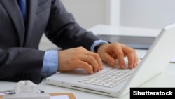 За даними ДСЗ, на ринку праці високий попит на кваліфікованих робітників, працівників сфери обслуговування і досвідчених фахівців