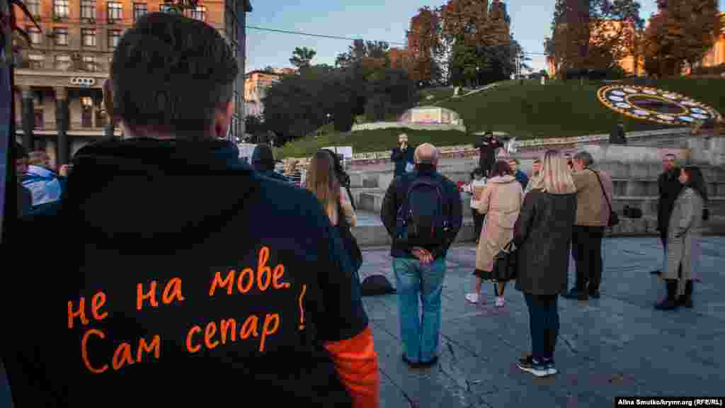 Сейчас единственная возможность общения у самого Владимира – письма из тюрьмы