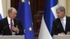 Президент Росії Володимир Путін (л) і президент Фінляндії Саулі Нійністе, архівне фото, серпень 2019 року