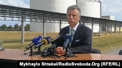 Юрій Вітренко під час відвідин морського нафтового терміналу «Південний» (Одеська область)