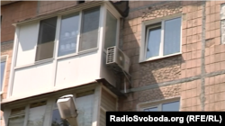 Вочевидь, у квартирі нині хтось мешкає