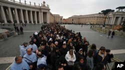 плоштадот Свети Петар во Ватикан