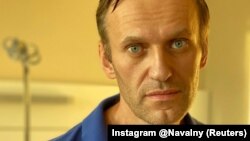 «Отруєння Олексія Навального токсином із сімейства «Новачок» свідчить не тільки про застосування, але і про розробку, виробництво і накопичення забороненої хімічної зброї на території Росії», – йдеться в заяві