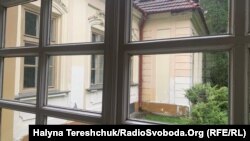 Вигляд з вікна навчально-виховного центру у Великому Любіні. Фото Радіо Свобода. 30 вересня 2024 року