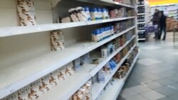 На полицях донецьких супермаркетів поменшало хіба що борошна