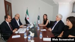 სირიის ეროვნული კოალიციის პრეზიდენტი ხვდება თურქეთში საქართველოს ელჩ ირაკლი კოპლატაძეს. 2018 წლის 5 ივლისი