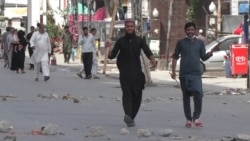 Religious Activists Clash With Police In Pakistan Religious Activists Clash With Police In Pakistan