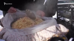 Крым будет наш, переезжайте, здесь живите – как крымчане адвоката поздравляли (видео) Крым будет наш, переезжайте, здесь живите – как крымчане адвоката поздравляли (видео)