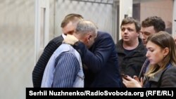 Затримання Бубенчика, підозрюваного у вбивстві двох силовиків: фоторепортаж із зали суду