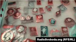 Символіка СРСР в магазинах Донецька