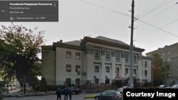 Фото здания российского посольства в Киеве. Снимок не связан с последними событиями
