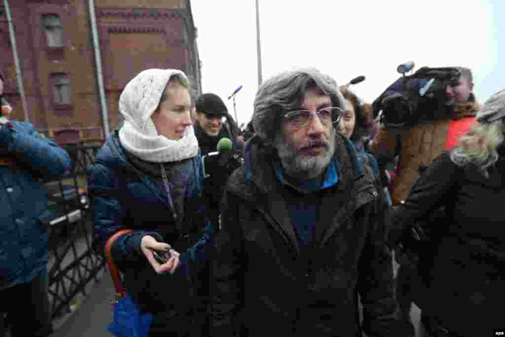 Пресс-секретарь "Гринпис Россия" Андрей Аллахвердов обвиняется по статье "хулиганство", освобожден из СИЗО под залог