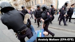 Митинг против пенсионной реформы 9 сентября в Петербурге