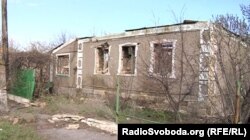 Зруйнований будинок у Новокатеринівці