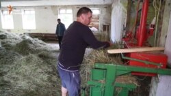 На Львівщині понад 20 років львів’янин Ігор Гнат утримує комуну для екс-в’язнів (відео) На Львівщині понад 20 років львів’янин Ігор Гнат утримує комуну для екс-в’язнів (відео)