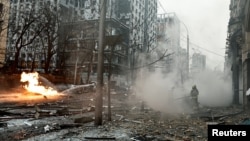 Київська влада повідомляла про дев’ятьох поранених у столиці внаслідок ранкової атаки та одного загиблого.