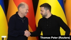 Канцлер Германии Олаф Шольц и президент Украины Владимир Зеленский в Киеве