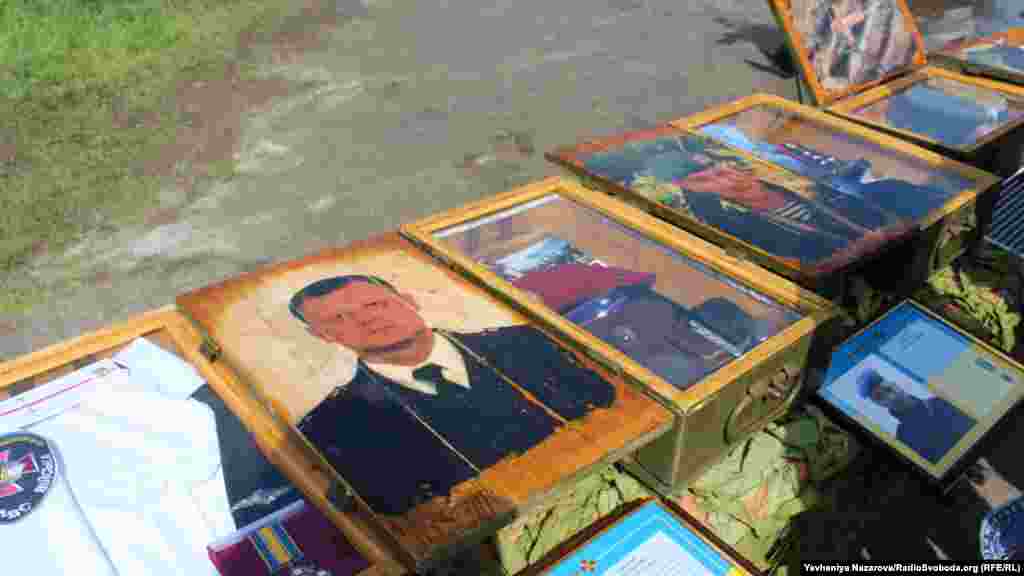 Виставка «Блокпост пам'яті» постійно розширюється. Її ініціатори сподіваються зібрати матеріальні згадки про кожного загиблого на сході українського військового і таким чином зберегти пам'ять про них