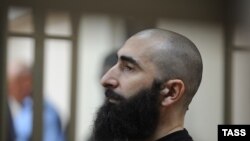 В Северо-Кавказском окружном военном суде суд над главарем так называемого "Имарата Кавказ" Али Тазиевым, известным под именем Магас