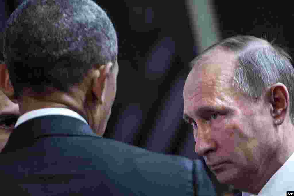 Разговор Обамы и Путина перед встречей с лидерами мировых экономик на саммите Азиатско-Тихоокеанского партнерства в Лиме, Перу, 20 ноября 2016 года. 