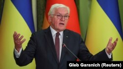 Франк-Вальтер Штайнмаєр каже: Якщо Україна більше не матиме засобів для самозахисту або якщо ті, хто підтримує країну, відступлять, «це буде кінець України»