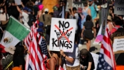 Американские вопросы: Многомиллионные протесты – сигнал Трампу? Американские вопросы: Многомиллионные протесты – сигнал Трампу?