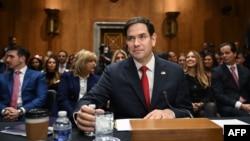 Він став першим посадовцем Трампа, який був затверджений Сенатом. На фото - Марко Рубіо під час слухань в Сенаті, 15 січня 2024 року