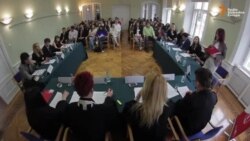 Studenti prava iz regije u Sarajevu Studenti prava iz regije u Sarajevu