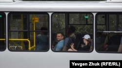 Масочный режим и социальную дистанцию в Севастополе соблюдают не все и не везде (фотогалерея)