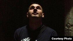 Олега Сенцова (на фото) тримають в колонії в Лабитнангі. За словами Щур, посилки там не приймають місяцями.