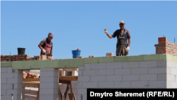 Зведення будинків у Посад-Покровському, липень 2025 року