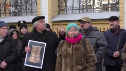 Археологи під Адміністрацією президента вимагали не скорочувати фінансування Інституту археології (відео) Археологи під Адміністрацією президента вимагали не скорочувати фінансування Інституту археології (відео)